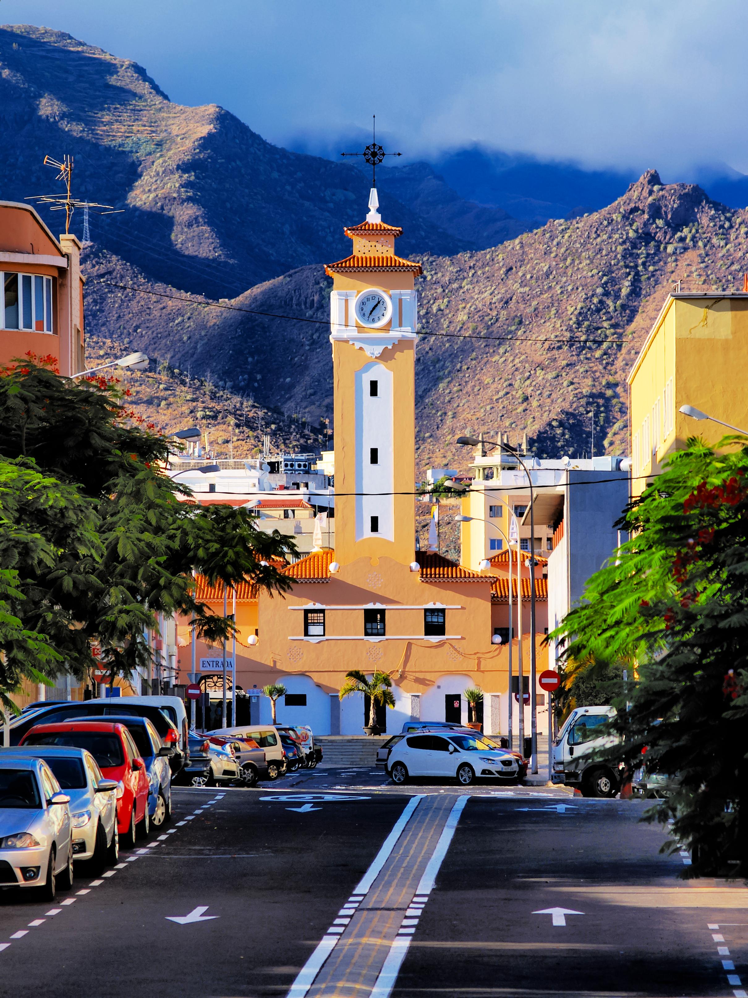 Vuelos baratos por 15 752 desde La Paz a Santa Cruz de Tenerife